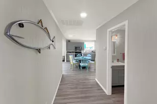 982 County Road 204, Sargent, TX 77414 - Photo 8