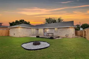 1506 Wilshire Park Dr, Houston, TX 77038 - Photo 36