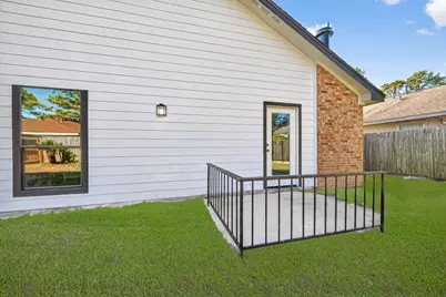 15206 Barbarossa Drive, Houston, TX 77083 - Photo 18