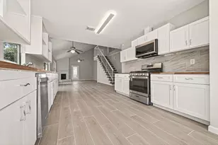 15206 Barbarossa Dr, Houston, TX 77083 - Photo 48