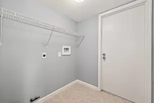 15206 Barbarossa Dr, Houston, TX 77083 - Photo 16