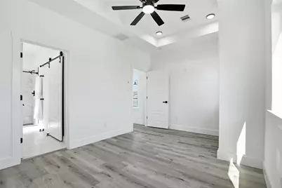 116 S 3rd Street, La Porte, TX 77571 - Photo 12