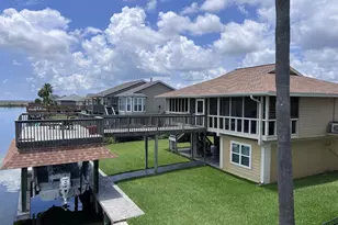 550 Pompano St, Bayou Vista, TX 77563 - Photo 4