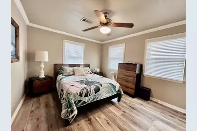 550 Pompano Street, Bayou Vista, TX 77563 - Photo 20