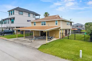 550 Pompano St, Bayou Vista, TX 77563 - Photo 42