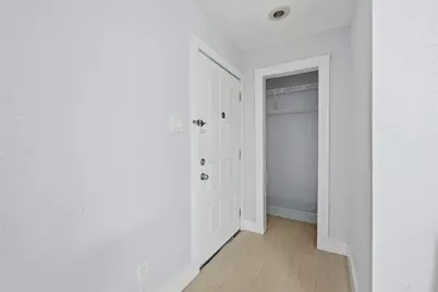 9350 Country Creek Drive #41, Houston, TX 77036 - Photo 4