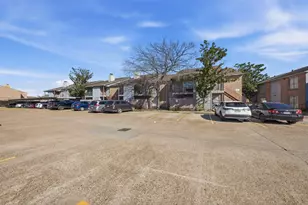 9350 Country Creek Dr, Houston, TX 77036 - Photo 26