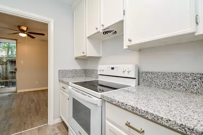 2822 Briarhurst Drive #43, Houston, TX 77057 - Photo 4