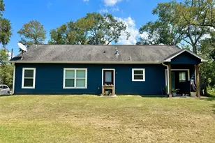 22740 Brazos Cir, Damon, TX 77430 - Photo 28