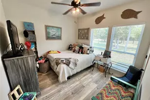 22740 Brazos Cir, Damon, TX 77430 - Photo 20