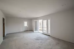 7727 Fairdale Ln, Houston, TX 77063 - Photo 24