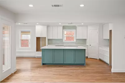 7727 Fairdale Lane, Houston, TX 77063 - Photo 8
