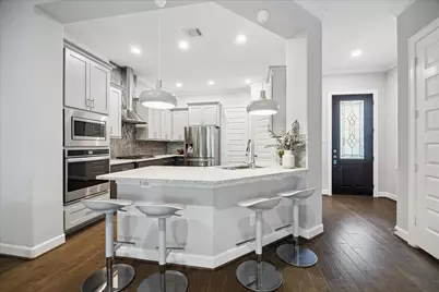 2430 Sheridan Street, Houston, TX 77030 - Photo 8