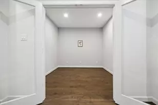 2430 Sheridan St, Houston, TX 77030 - Photo 12