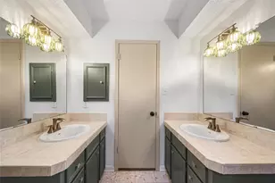 2103 River Falls Dr, Houston, TX 77339 - Photo 28