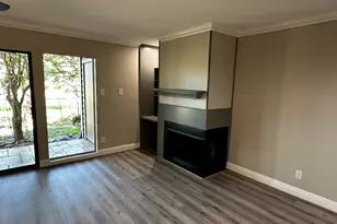 4444 Victory Dr, Houston, TX 77088 - Photo 10