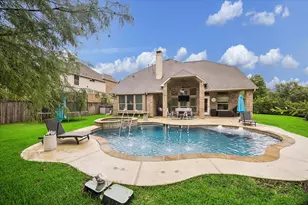 18 Blue Bungalow Dr, The Woodlands, TX 77389 - Photo 32