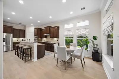 18 Blue Bungalow Drive, The Woodlands, TX 77389 - Photo 16
