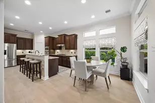 18 Blue Bungalow Dr, The Woodlands, TX 77389 - Photo 16