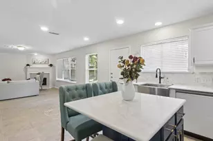 126 W Drifting Shadows Circle, Conroe, TX 77385 - Photo 14