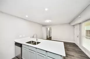 781 Country Pl Dr, Houston, TX 77079 - Photo 20