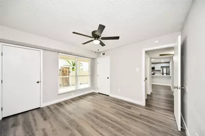 781 Country Place Drive #1017, Houston, TX 77079 - Photo 10