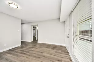 781 Country Pl Dr, Houston, TX 77079 - Photo 14