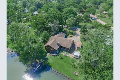 8805 Lakeshore Drive, Montgomery, TX 77316 - Photo 40