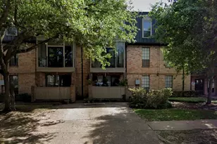 2425 Underwood St, Houston, TX 77030 - Photo 2