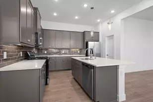 120 Red Cascade Ct, Willis, TX 77318 - Photo 12