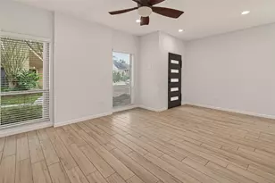12625 Memorial Dr, Houston, TX 77024 - Photo 6