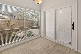 12625 Memorial Dr, Houston, TX 77024 - Photo 14