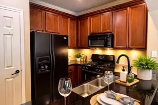1751 Aden Mist Dr, Houston, TX 77003 - Photo 4