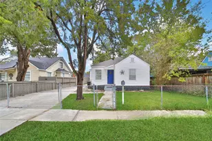 7707 Arberry St, Houston, TX 77012 - Photo 1