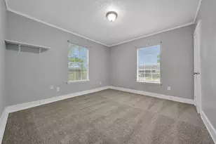 7707 Arberry St, Houston, TX 77012 - Photo 18