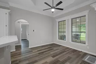 112 Washington Ave, Clute, TX 77531 - Photo 16