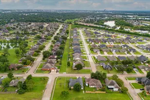 112 Washington Ave, Clute, TX 77531 - Photo 44