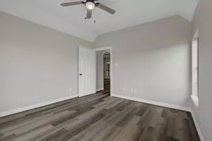 112 Washington Ave, Clute, TX 77531 - Photo 28