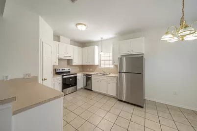 5502 Finch Street #B, Houston, TX 77028 - Photo 8