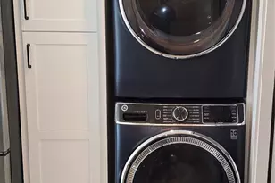 1403 Bramblebury Dr, Sugar Land, TX 77498 - Photo 8