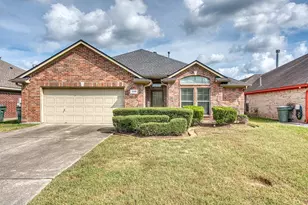 5710 Lori Ln, Beaumont, TX 77713 - Photo 1