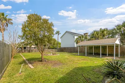 5515 Avenue R, Galveston, TX 77551 - Photo 2
