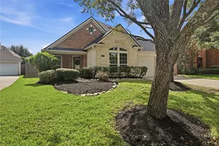 15830 Magnolia Shores Ln, Houston, TX 77044 - Photo 2