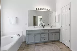 15830 Magnolia Shores Ln, Houston, TX 77044 - Photo 18
