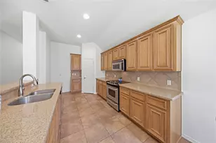 15830 Magnolia Shores Ln, Houston, TX 77044 - Photo 14