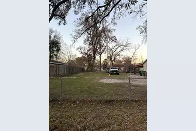 8135 Laura Koppe Road, Houston, TX 77028 - Photo 4