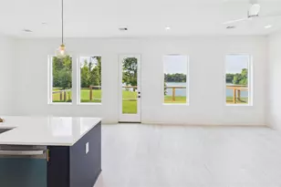 9609 Valeca Dr, Houston, TX 77075 - Photo 6