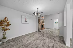 13118 Birch Grove Dr, Houston, TX 77099 - Photo 16