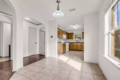 9738 Gulfstream Drive, Conroe, TX 77303 - Photo 8