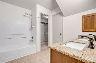 9738 Gulfstream Dr, Conroe, TX 77303 - Photo 24